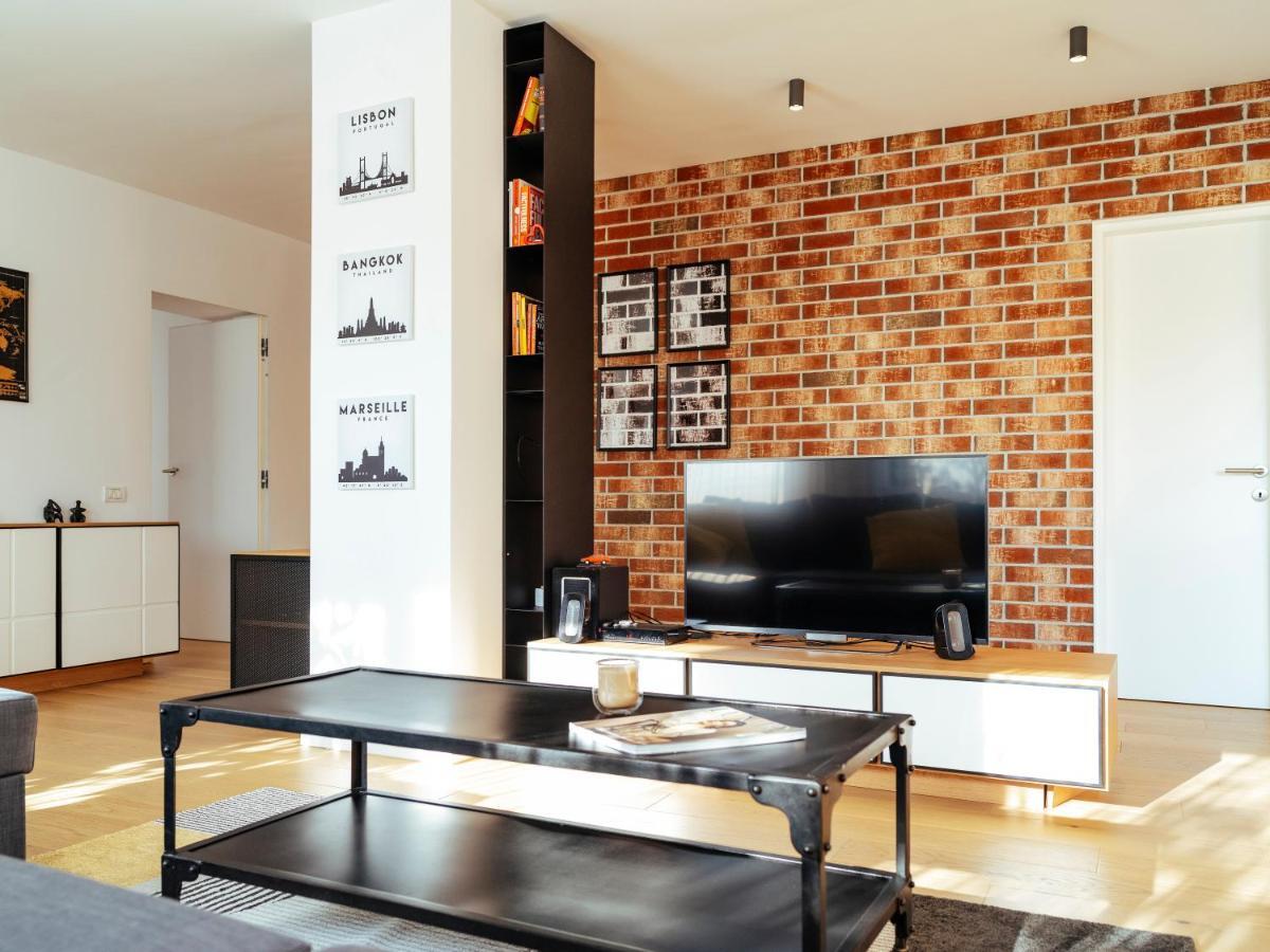 Central Modern Design Apartment ブカレスト エクステリア 写真